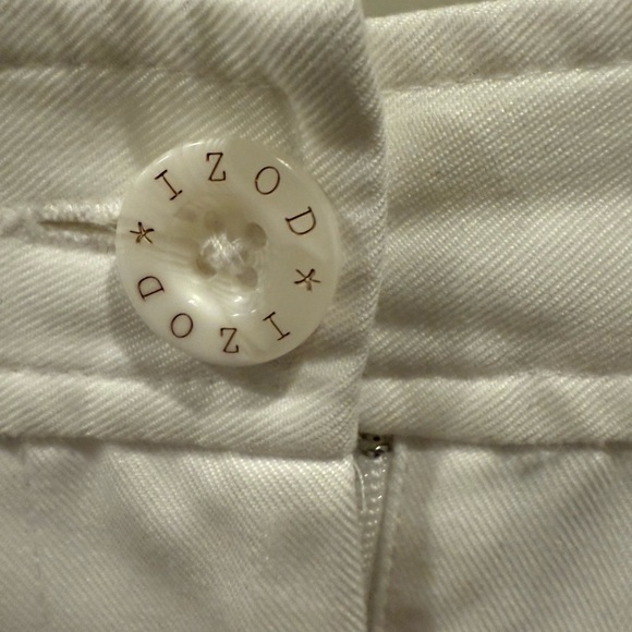 **Izod Extra Dry White Golf Shorts – Size 14** - Picture 3 of 5